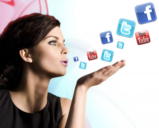 WomanSocialNetwork